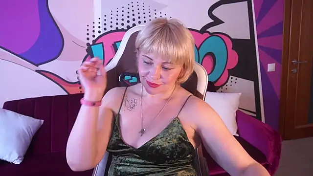 AmaraNights' Live XXX Chat