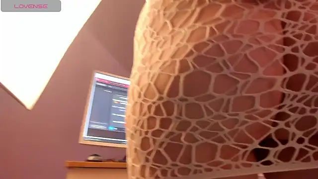 LolaVillalobos' Live XXX Chat