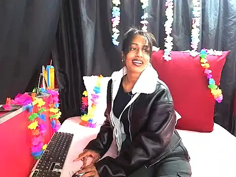 indiansexkitten23 即時 XXX 聊天