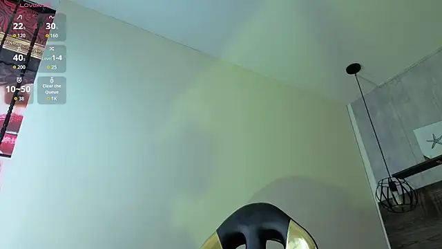miiaboss_'s Live XXX Chat