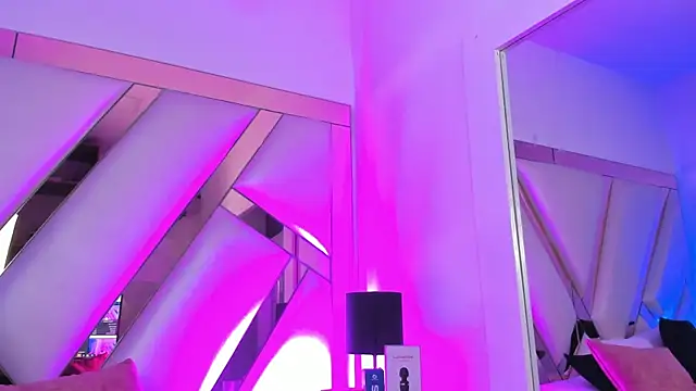 XXX chat uživo modela AliceCruzz
