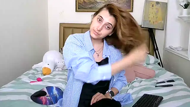 Iren 现场XXX聊天