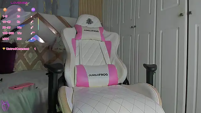 Živý XXX chat KaylaDavies
