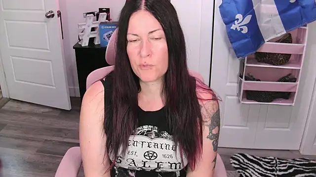 gennyrock 라이브 XXX 채팅