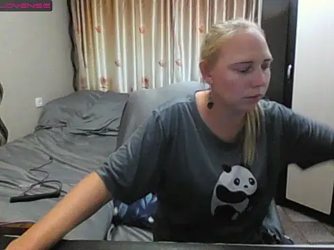 JenniDeep's Live XXX Chat
