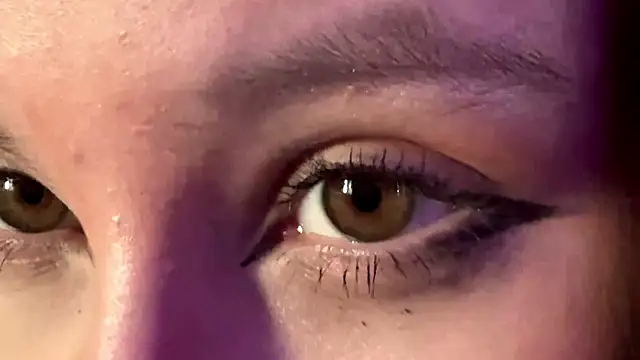 SuzanMoote Chat XXX live