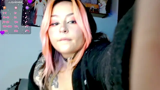 Iluromi's Live XXX Chat
