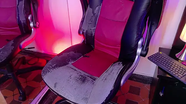 Rayden_Boy – Naživo XXX chat