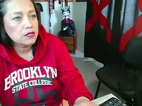 PenelopeSuency Live XXX-chat