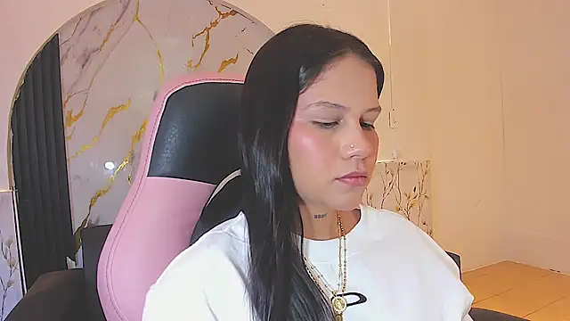 Živý XXX chat ashleytravis_Bless