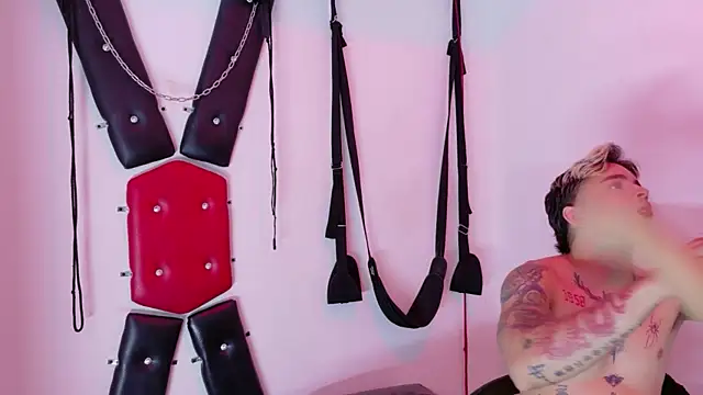 XXX chat uživo modela AliceandMax
