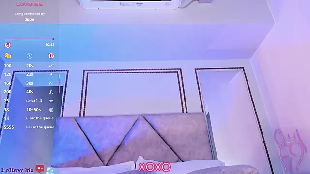 AlannaJoness' Live XXX Chat