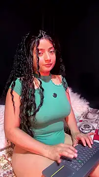 __CELESTE__ Adlı Modelin Canlı XXX Sohbeti