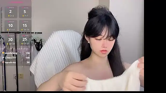 aibaba_888 Adlı Modelin Canlı XXX Sohbeti