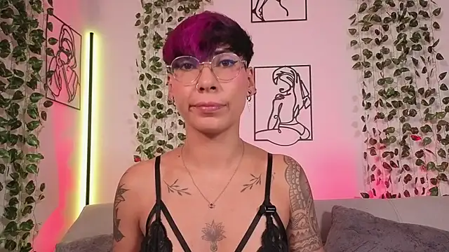 Chat XXX en directo de MiaMorgan_