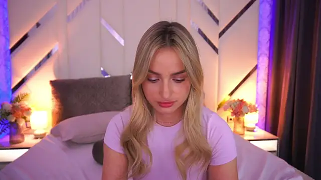 Онлайн чат XXX LindsieGreyy