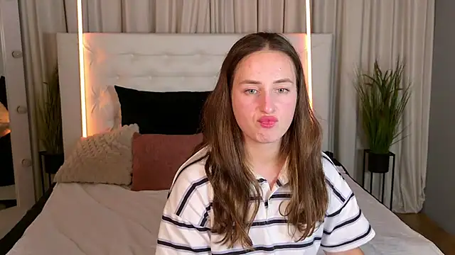 NadinnL Live XXX-Chat