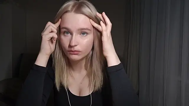 BloomMoon's Live XXX Chat