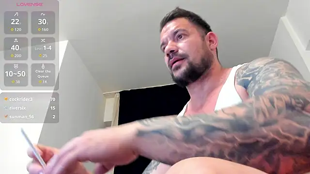 Chatroom XXX en direct de musclemonster31