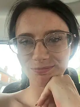 Chat +18 de raen001 ao vivo