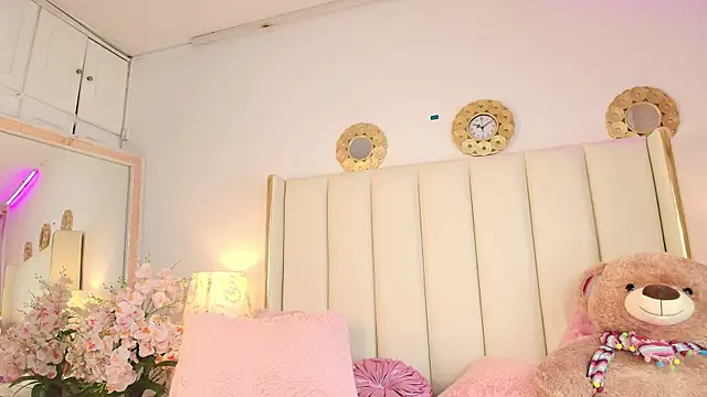 evangelin_ts Adlı Modelin Canlı XXX Sohbeti