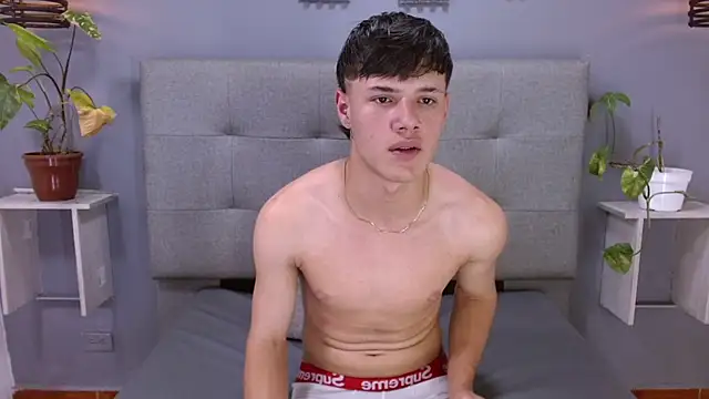 XXX chat uživo modela Kevin_Tupe