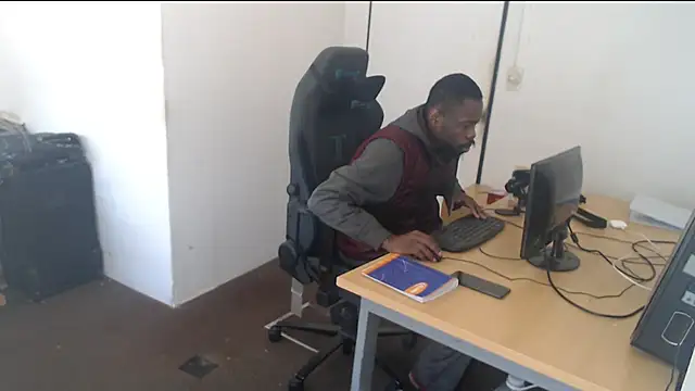 Mastertopdome élő XXX-chatje