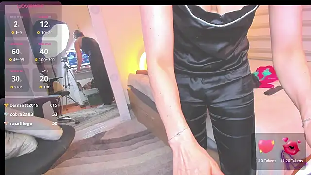 SharonVelvet Chat XXX live