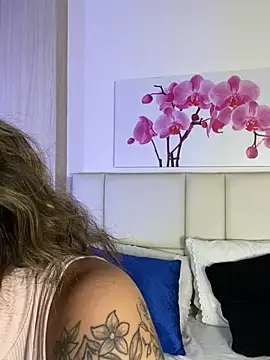 Sembang XXX Secara Langsung JuliaColemann