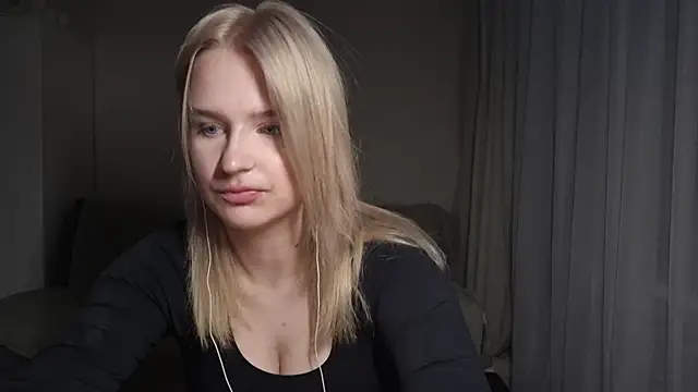 BloomMoon's Live XXX Chat