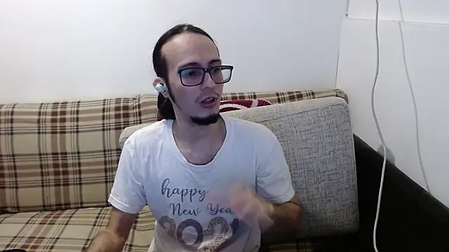 cholitohermoso's Live XXX Chat