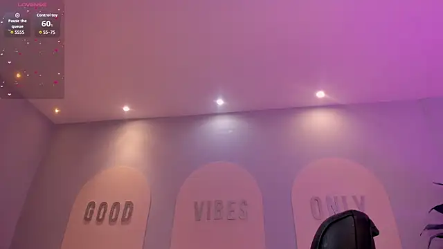 CorinneRusso's Live XXX Chat