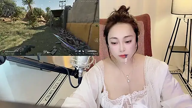 Daisy-77's Live XXX Chat