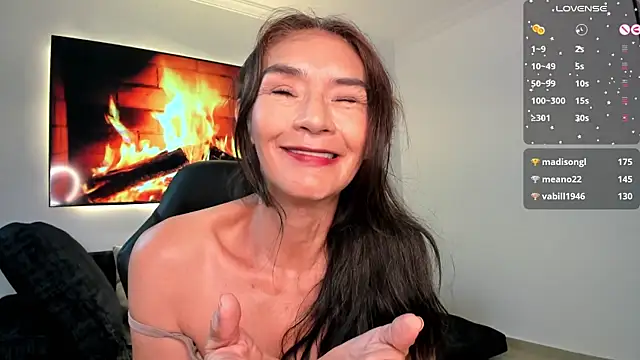 Emma_Mendozaa 现场XXX聊天