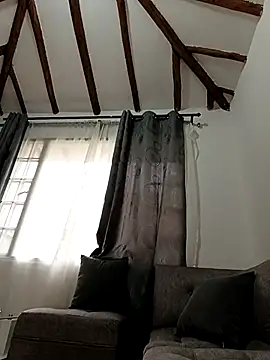 tata_sanz_ XXX чат на живо