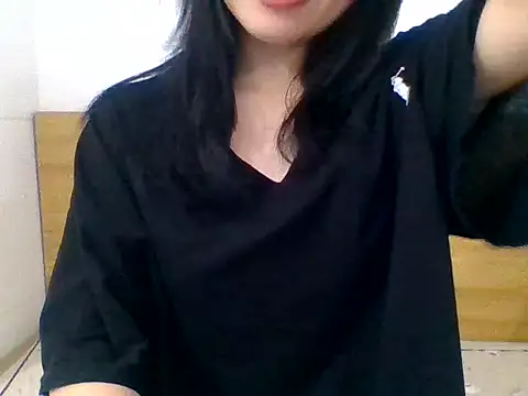 Chatroom XXX en direct de kiraa-007