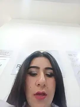 CAROLINE__07: онлайн-секс-чат