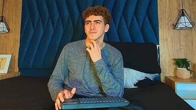 Tyler_Mcrey Chat XXX live