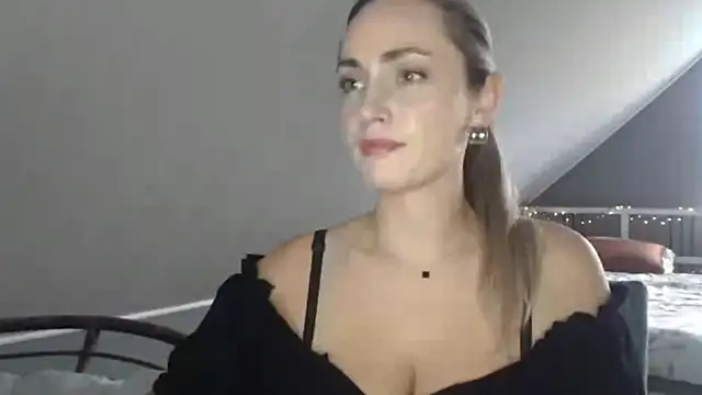 ScarlettSensitive Chat XXX live