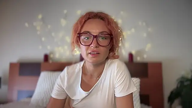 Reddgiirl élő XXX-chatje