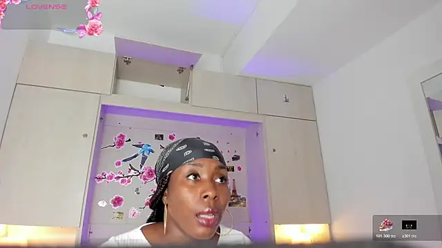 TaylorBloom 现场XXX聊天