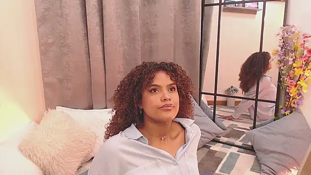 دردشة Amelia_bss الجنسية المباشرة