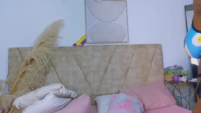 victoria_withmore's Live XXX Chat