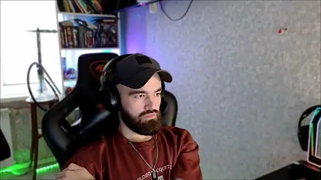 _Serious_Man XXX чат на живо