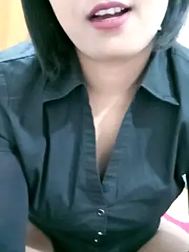 Živý XXX chat Queen_Kushi4