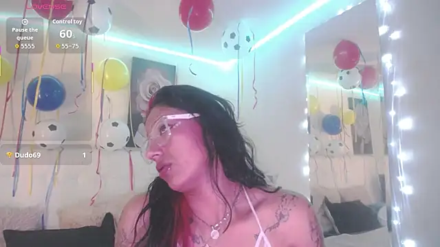 SamathaMay live XXX chat