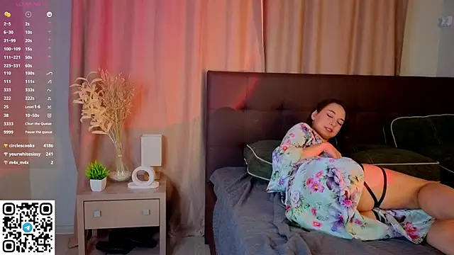 NerixalVire – Live XXX-chat