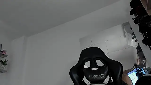 Chatroom XXX en direct de Moon_Sammy
