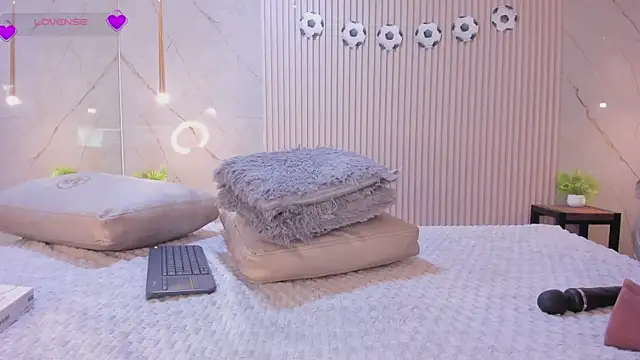 luna_taylorss' Live XXX Chat