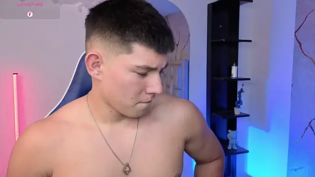 JamesCr_ – Naživo XXX chat